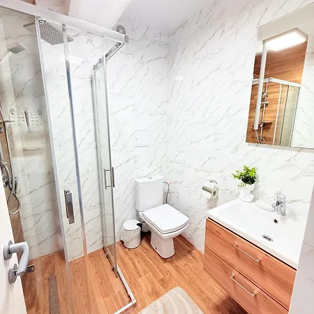 Jade Seaside Apartment-mamaia Nord Apartament