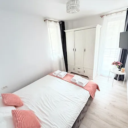 Jade Seaside Apartment-mamaia Nord Apartament